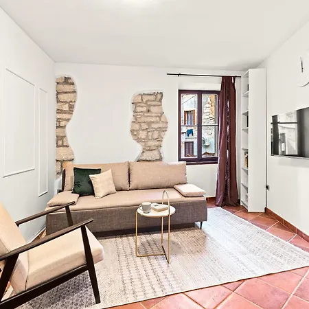 Erik Apartment